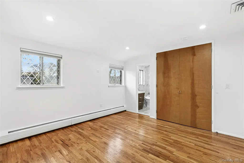 740 Eagle Drive Valley Stream NY 11581
