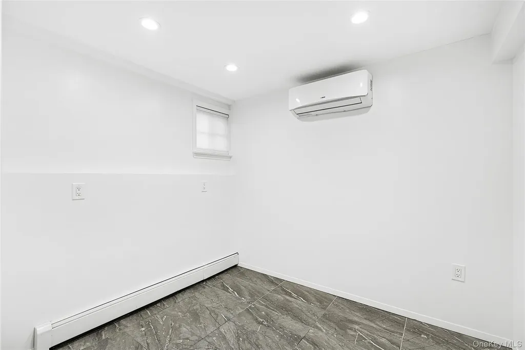 740 Eagle Drive Valley Stream NY 11581