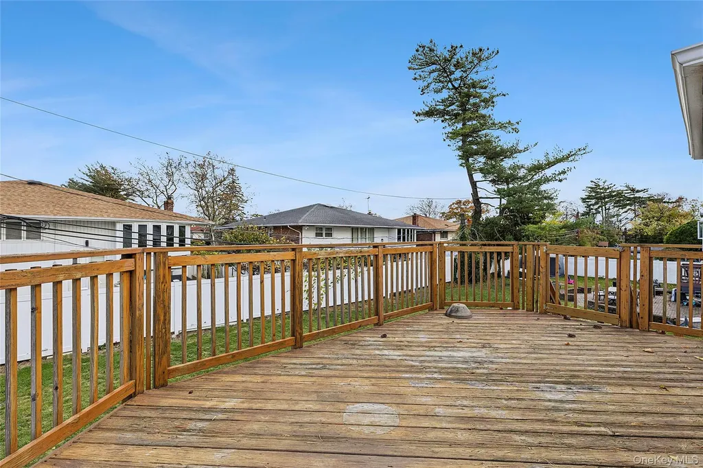 740 Eagle Drive Valley Stream NY 11581