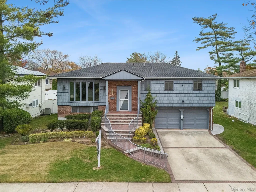 740 Eagle Drive Valley Stream NY 11581