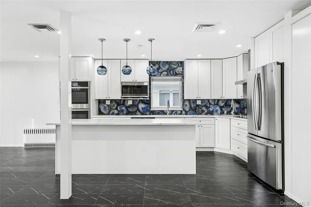 740 Eagle Drive Valley Stream NY 11581