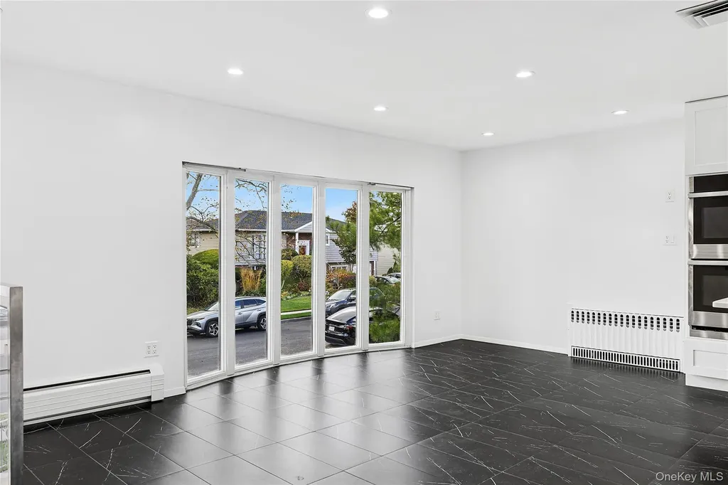 740 Eagle Drive Valley Stream NY 11581