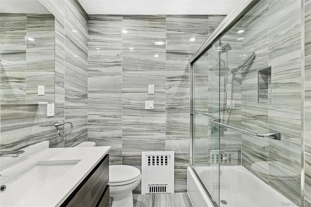 740 Eagle Drive Valley Stream NY 11581