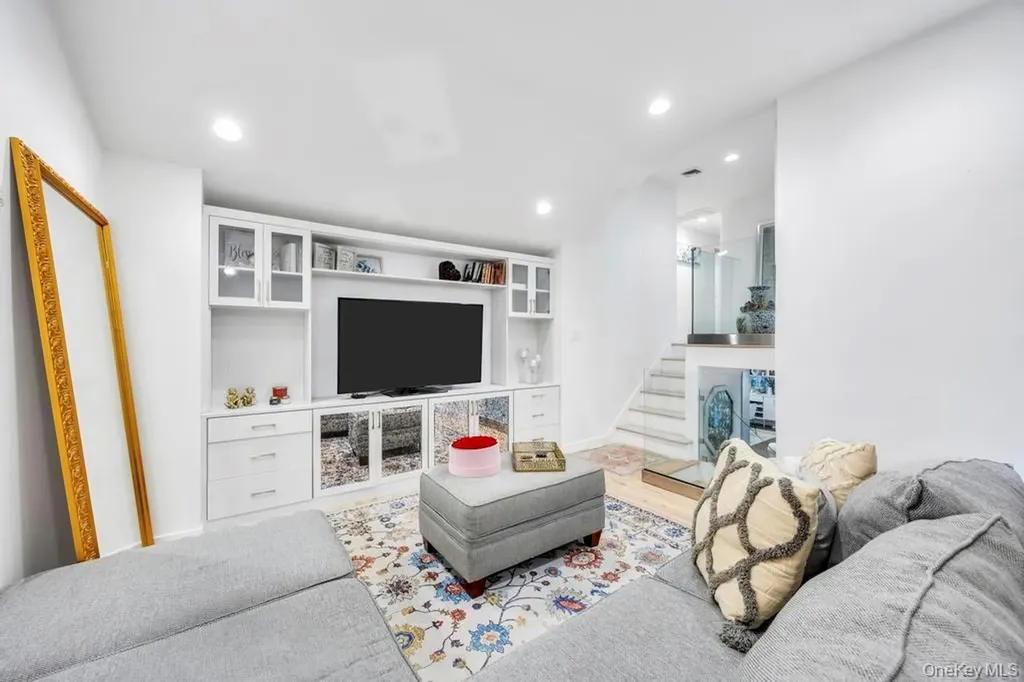 37 Fiesta Drive Centereach NY 11720