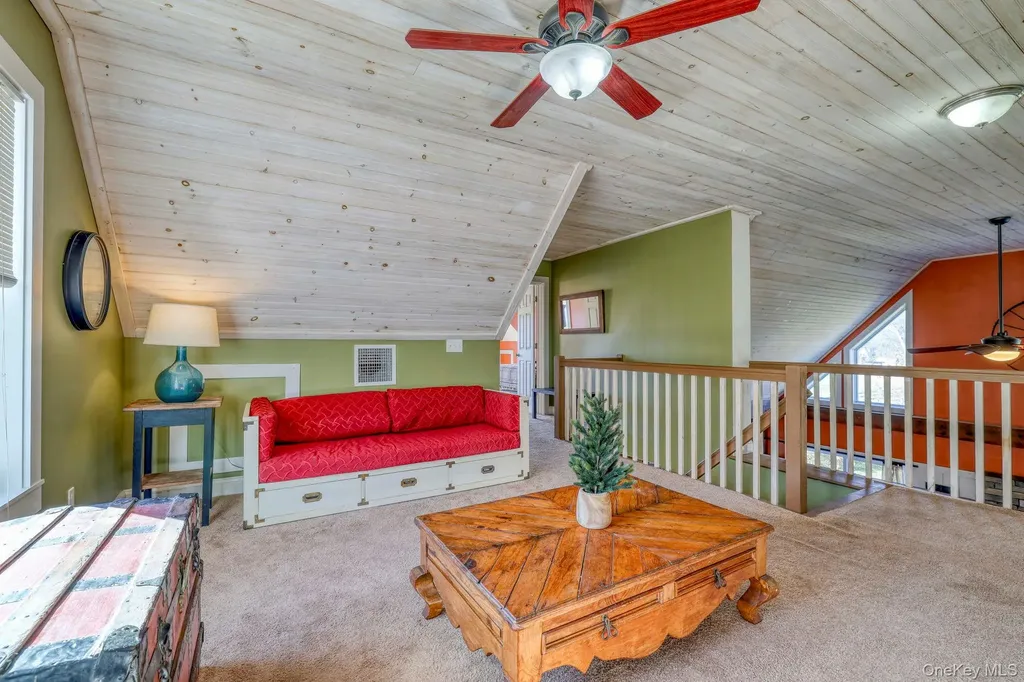3837 Route 32 Saugerties NY 12477