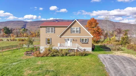 3837 Route 32 Saugerties NY 12477