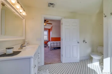 3837 Route 32 Saugerties NY 12477