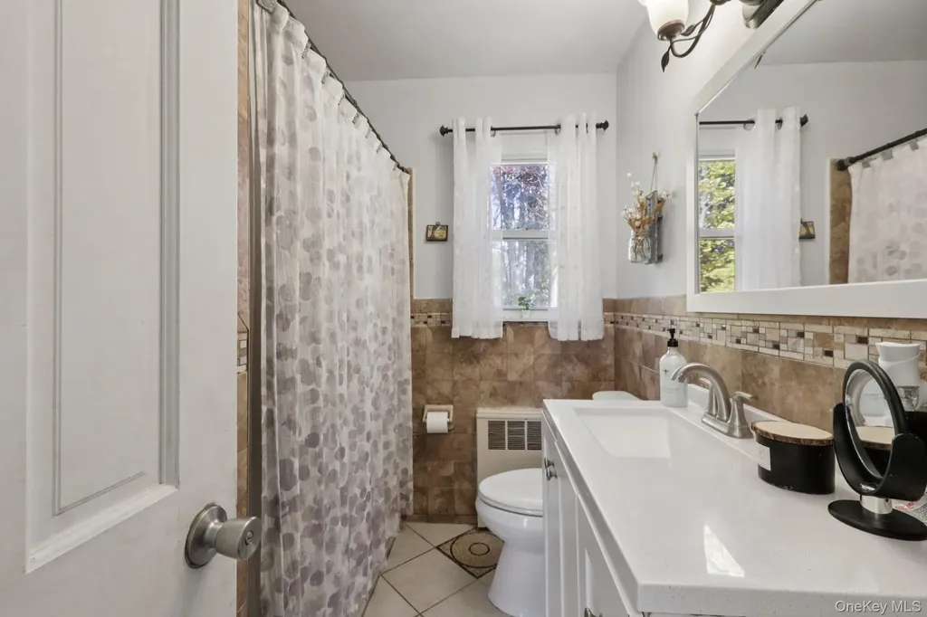 46 Cara Drive Pearl River NY 10965