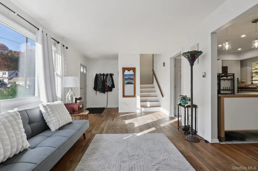 46 Cara Drive Pearl River NY 10965