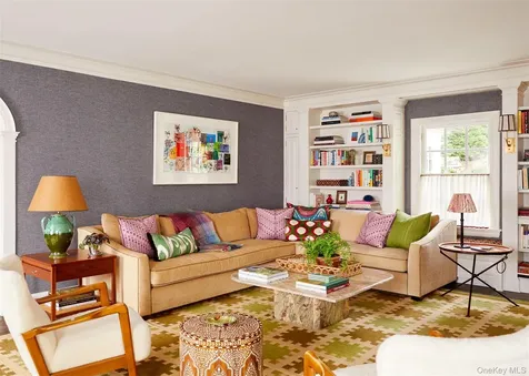 86 Pondfield Road W Bronxville NY 10708