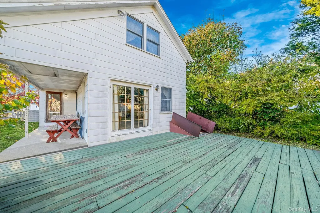 51 Cedar Avenue Patchogue NY 11772
