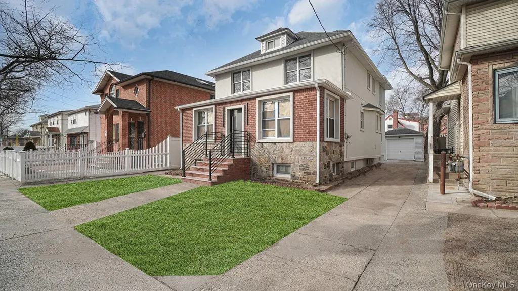 15829 75th Avenue Fresh Meadows NY 11366