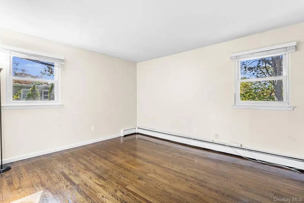 754 Broadway Brentwood NY 11717