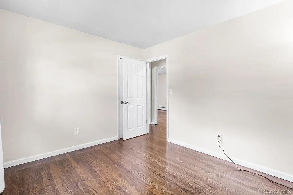 754 Broadway Brentwood NY 11717