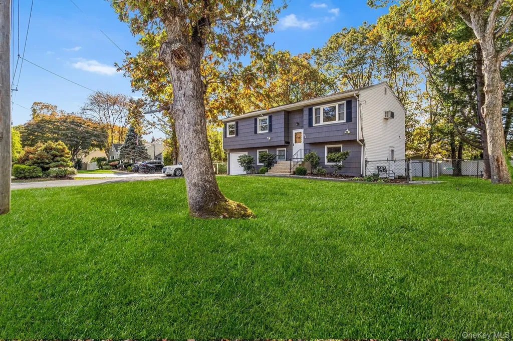 754 Broadway Brentwood NY 11717