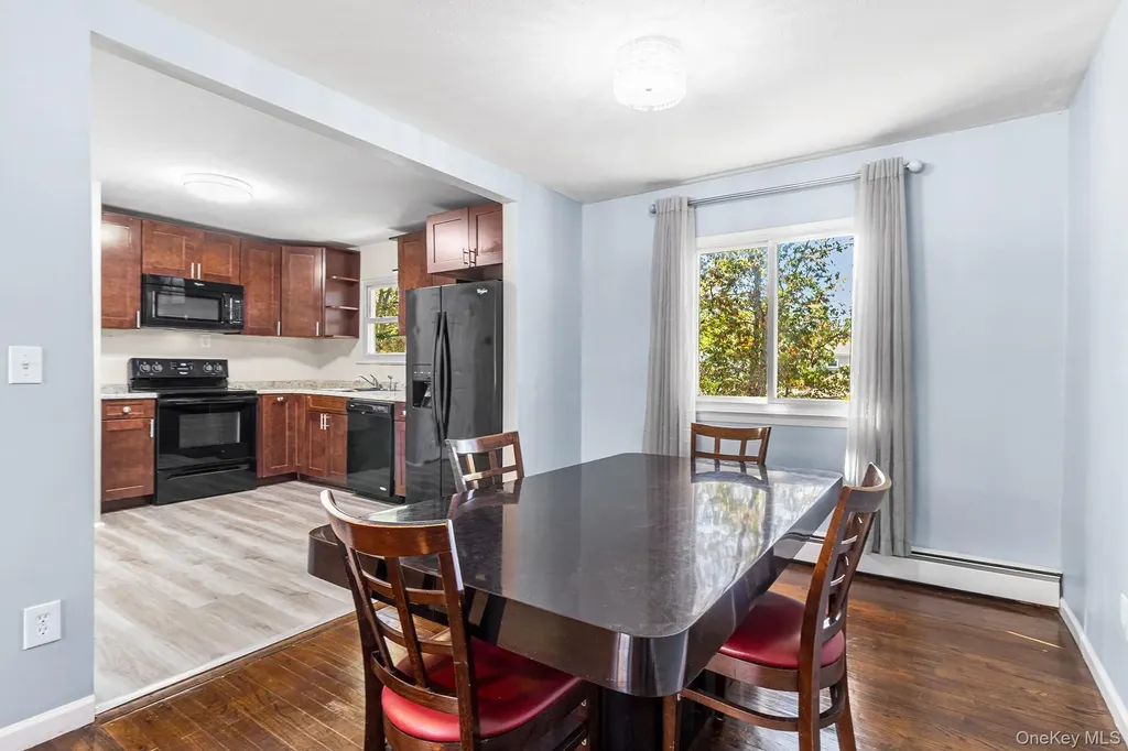 754 Broadway Brentwood NY 11717