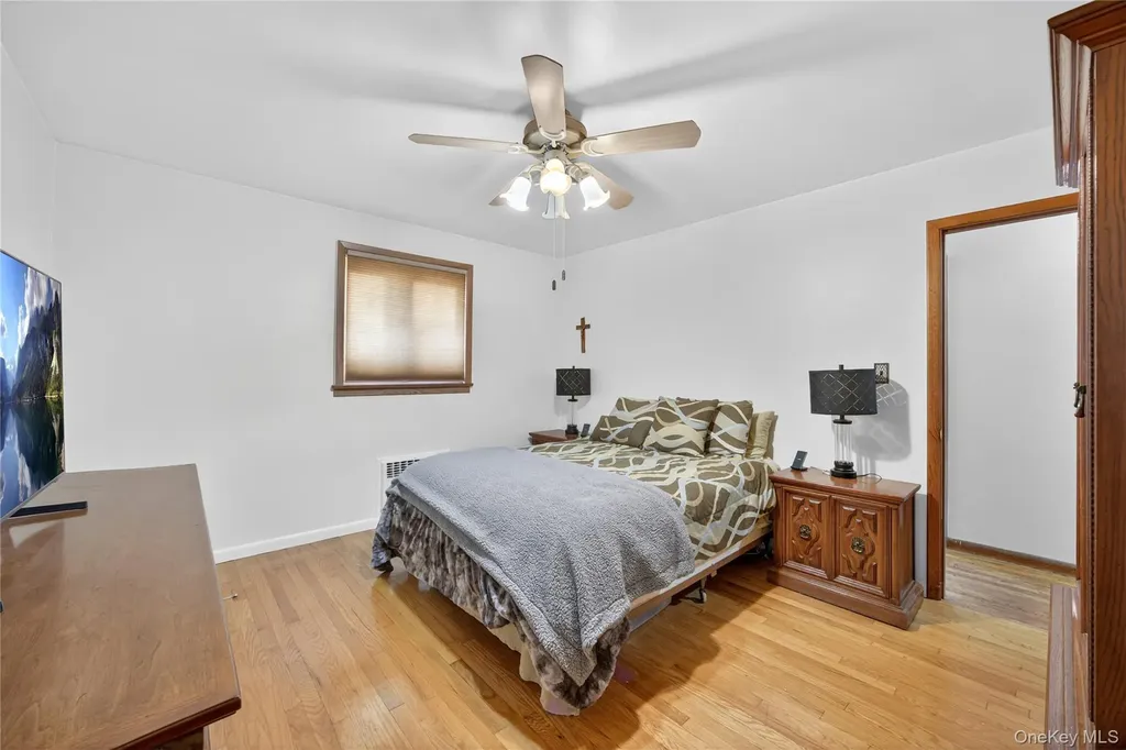 200 Mallory Avenue Staten Island NY 10305