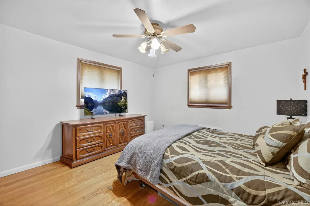 200 Mallory Avenue Staten Island NY 10305