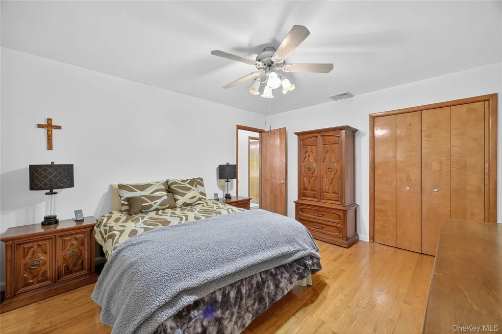 200 Mallory Avenue Staten Island NY 10305