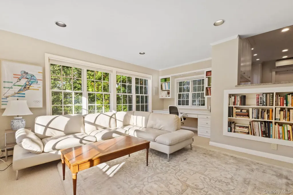 30 Studio Lane Bronxville NY 10708