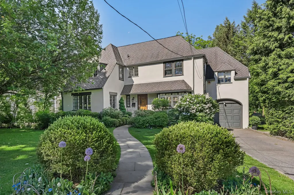30 Studio Lane Bronxville NY 10708