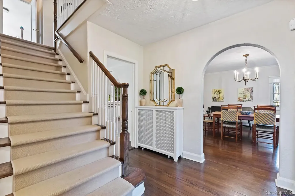 30 Studio Lane Bronxville NY 10708