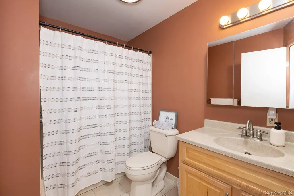 6 Talbot Lane Selden NY 11784