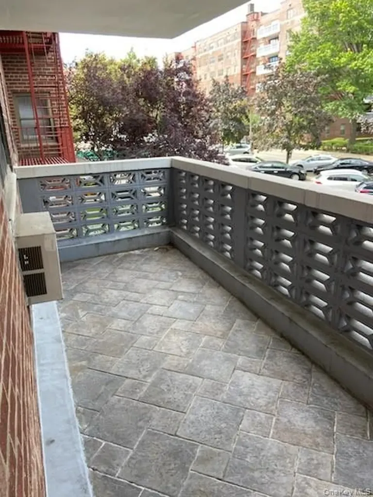 86-10 151 Avenue Howard Beach NY 11414