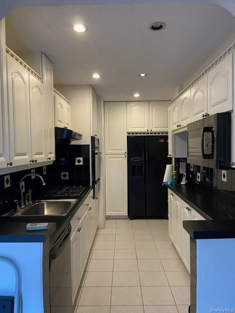 86-10 151 Avenue Howard Beach NY 11414