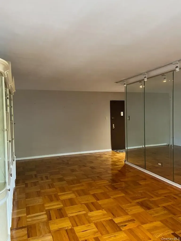 86-10 151 Avenue Howard Beach NY 11414