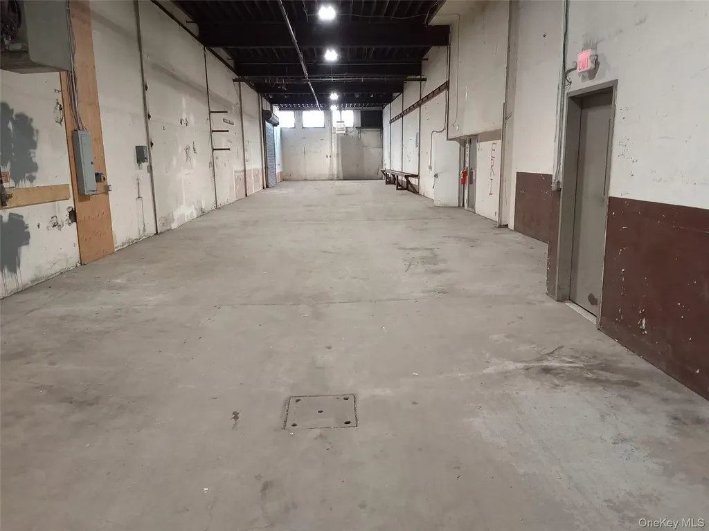 301-303 Roosevelt Avenue Spring Valley NY 10977