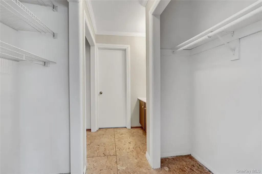 20 Gabon Lane Coram NY 11727