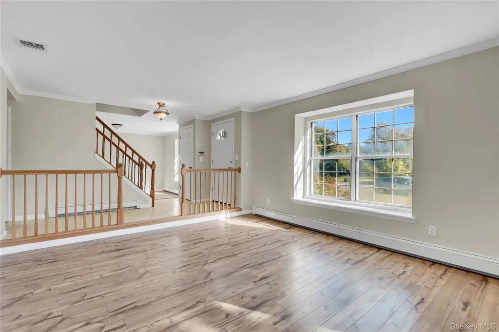 20 Gabon Lane Coram NY 11727