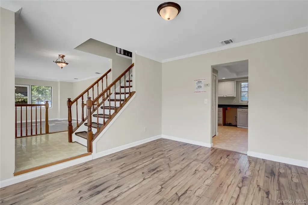 20 Gabon Lane Coram NY 11727