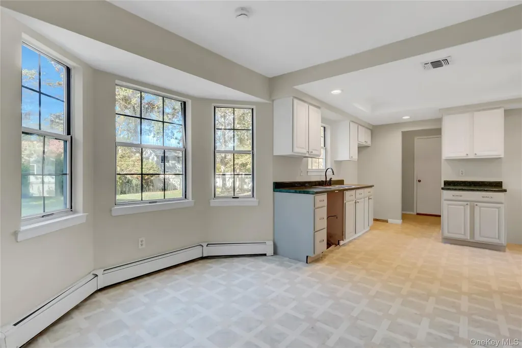 20 Gabon Lane Coram NY 11727