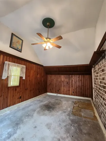 29 Red Barn Road Hyde Park NY 12538