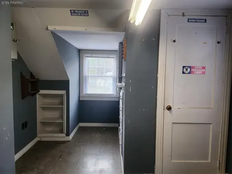 29 Red Barn Road Hyde Park NY 12538