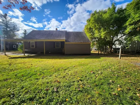 29 Red Barn Road Hyde Park NY 12538