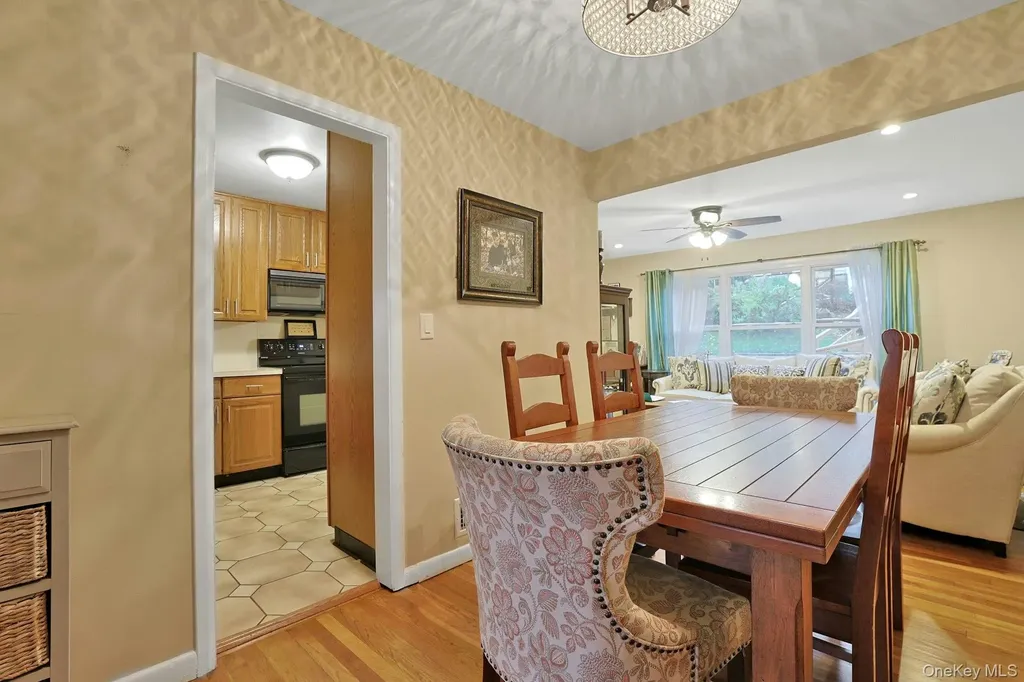 21 Bruce Lane Valhalla NY 10595