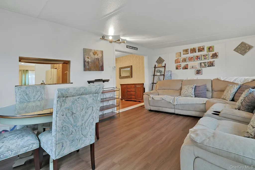 21 Bruce Lane Valhalla NY 10595