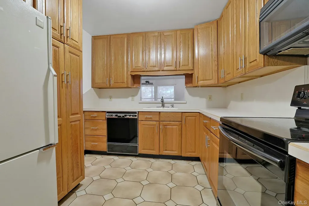 21 Bruce Lane Valhalla NY 10595