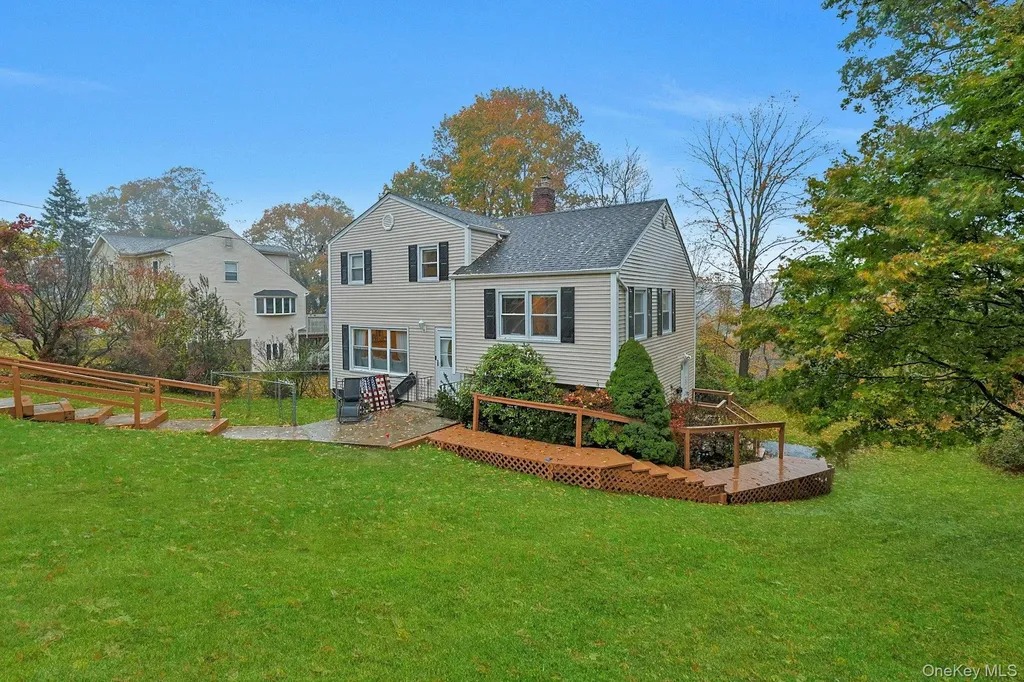 21 Bruce Lane Valhalla NY 10595