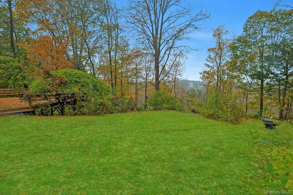 21 Bruce Lane Valhalla NY 10595