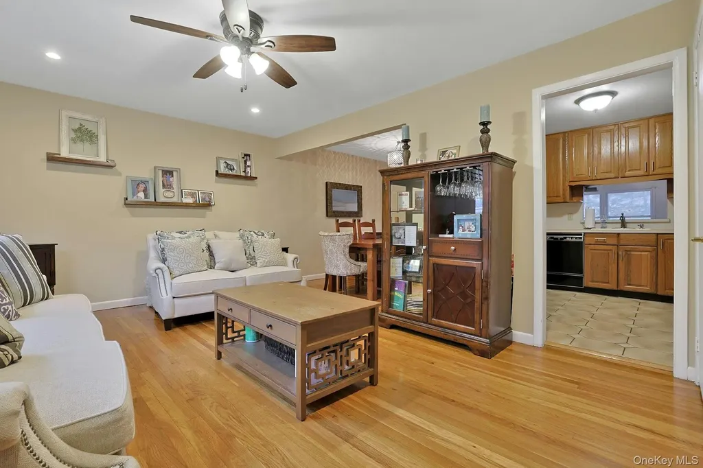 21 Bruce Lane Valhalla NY 10595