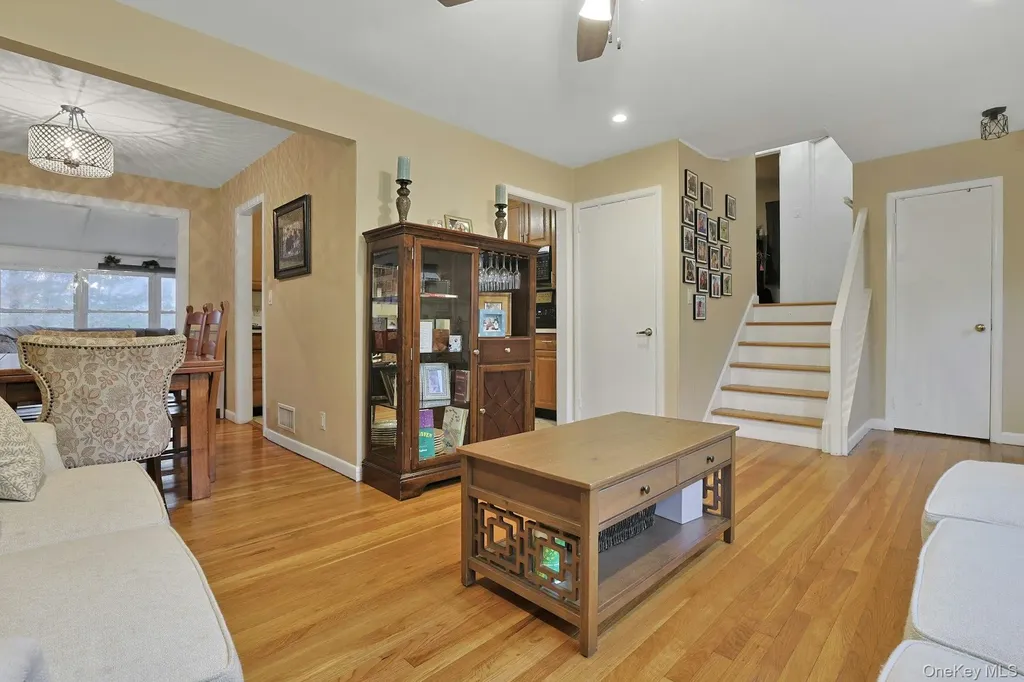 21 Bruce Lane Valhalla NY 10595