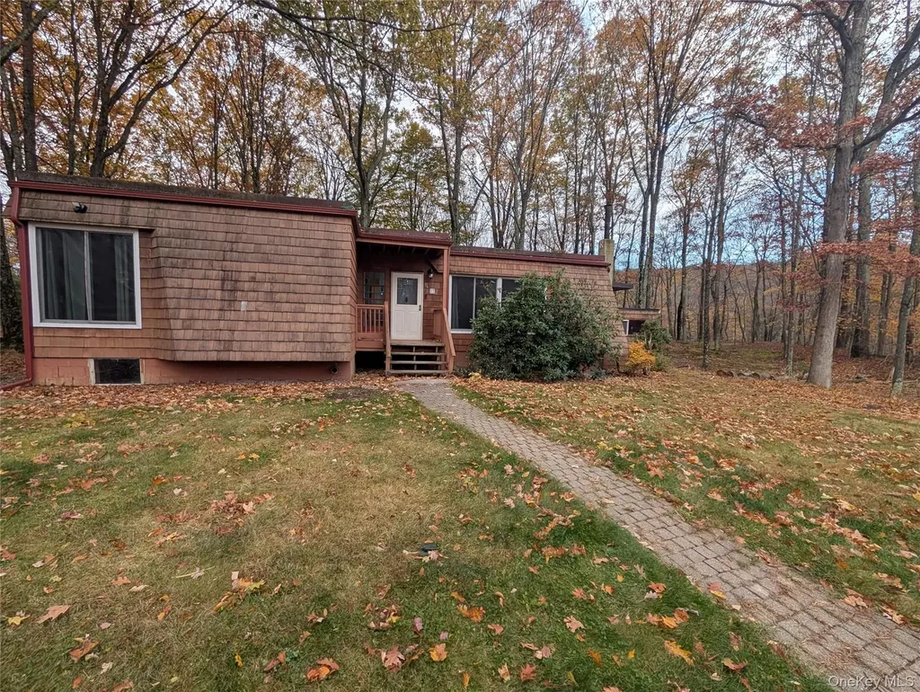 37 Hill Road Pine Bush NY 12566