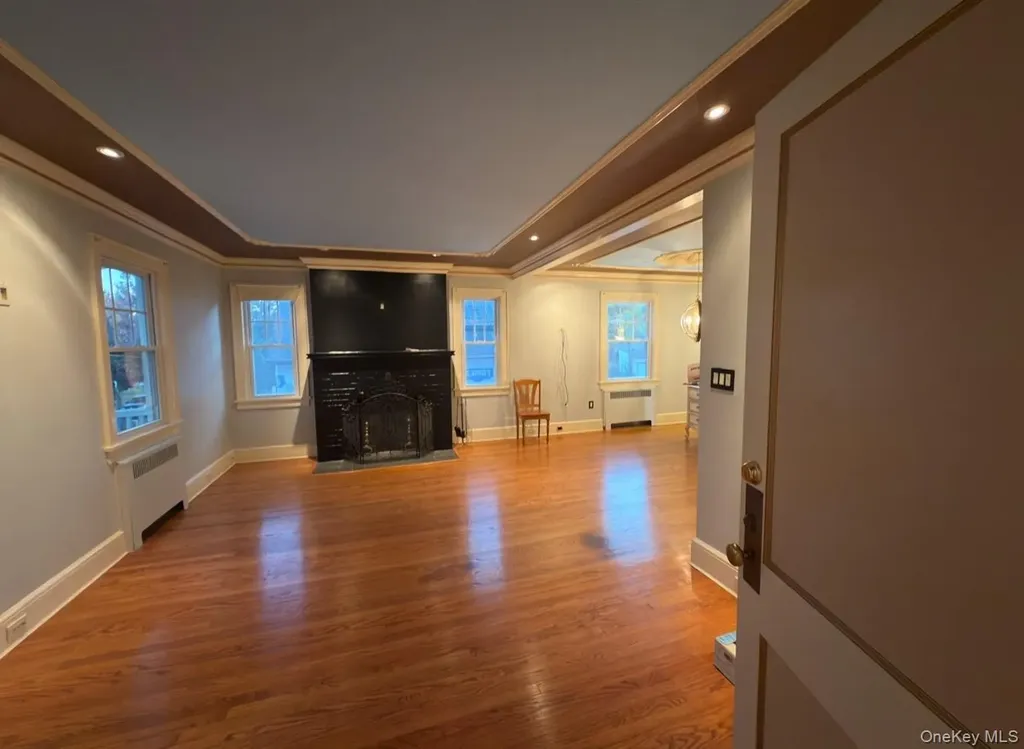 21 Richman Avenue Newburgh NY 12550
