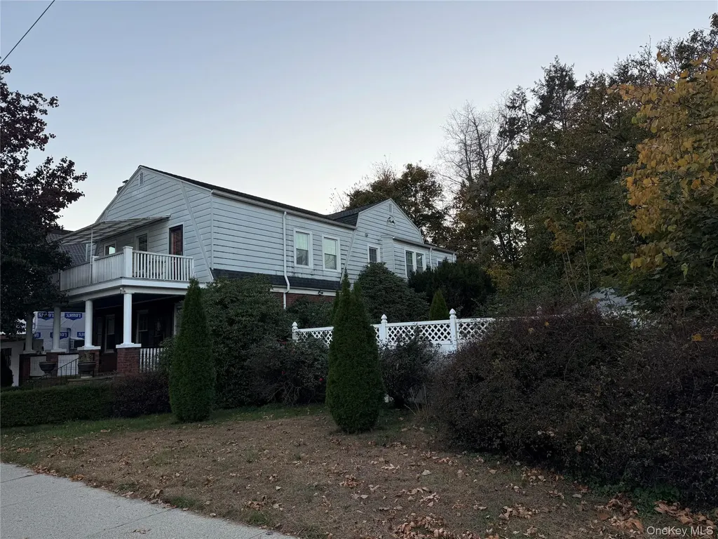 21 Richman Avenue Newburgh NY 12550