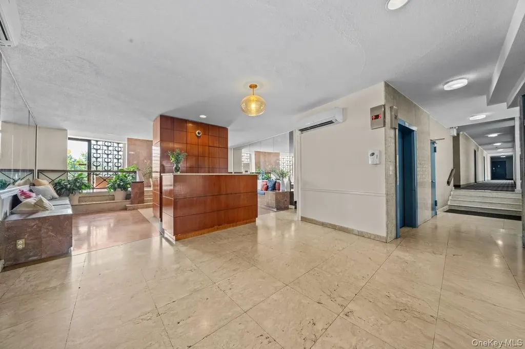 2400 Johnson Avenue Bronx NY 10463