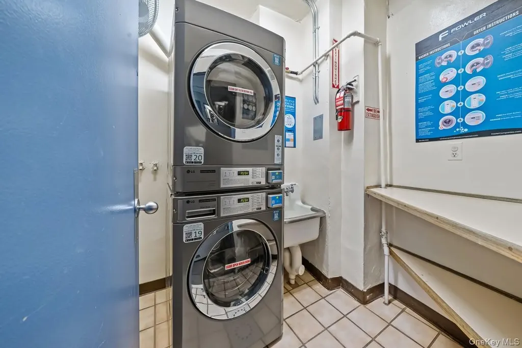 2400 Johnson Avenue Bronx NY 10463